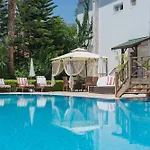 Sofia شقة فندقية كمر
