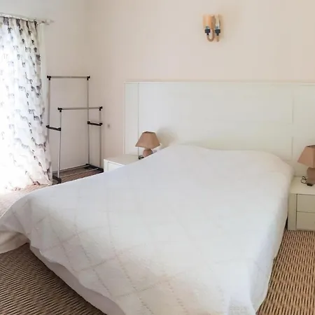 Sofia 4*