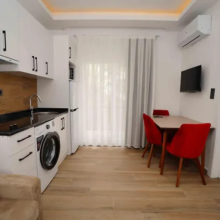 アパートホテル Sofia 4*