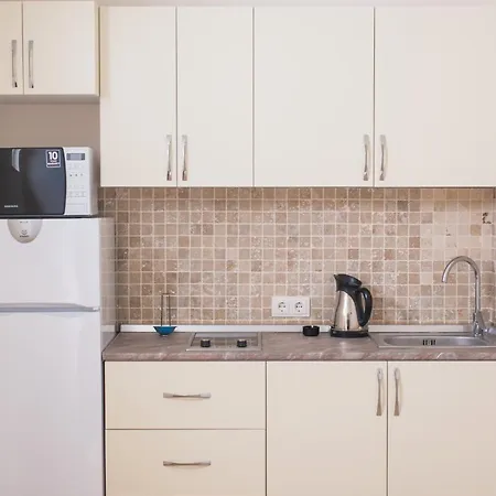 アパートホテル Sofia