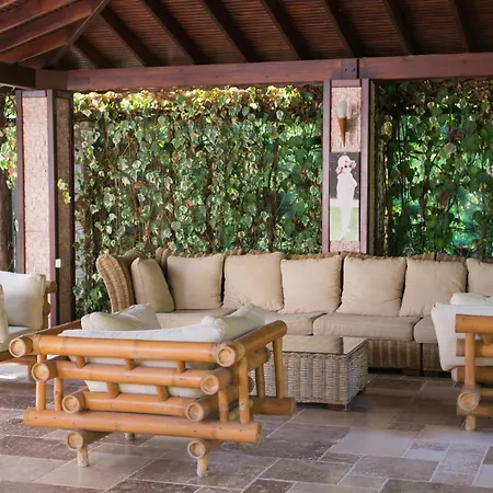 Sofia アパートホテル